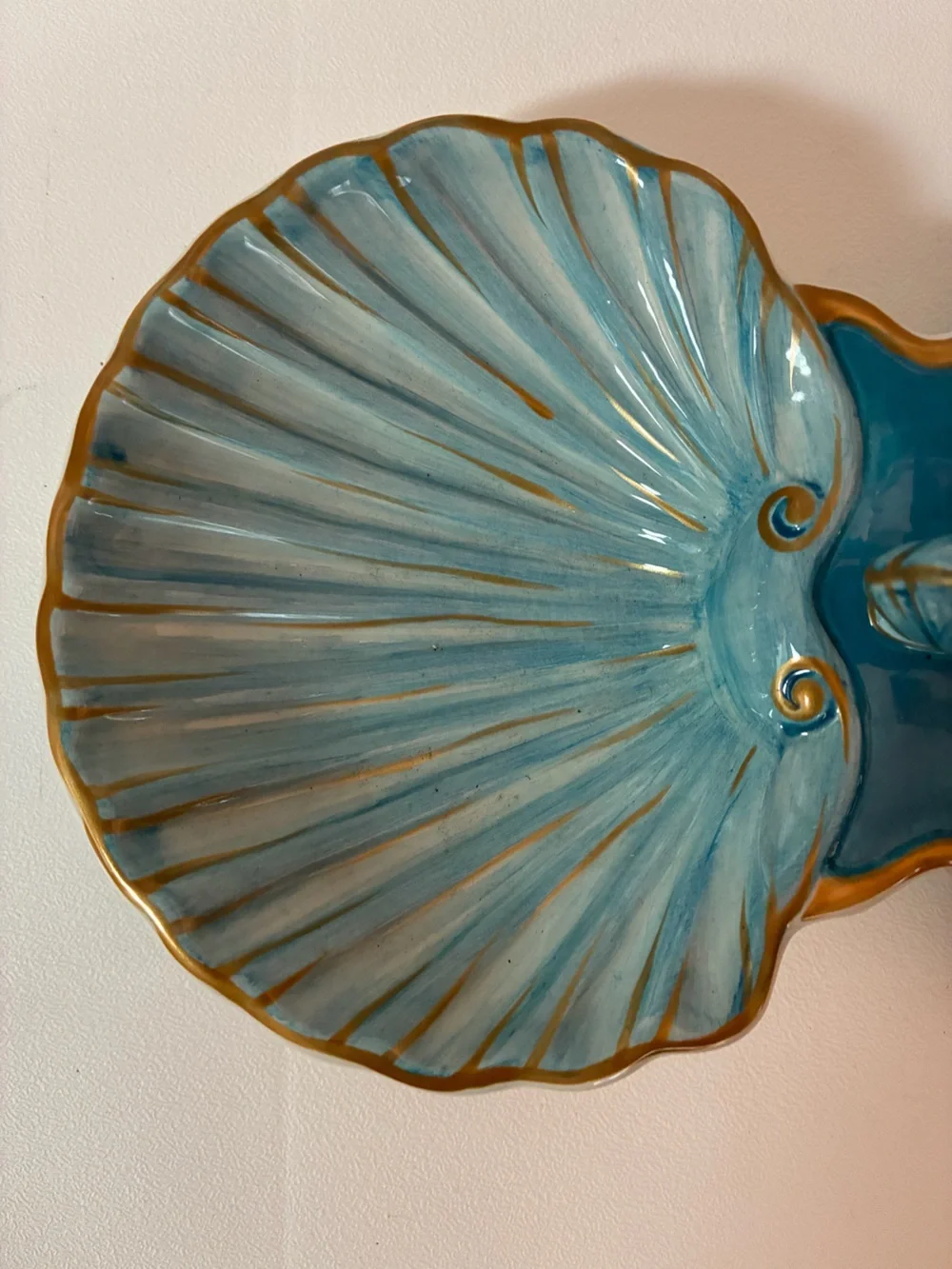 Certified International Playa Shells 3D 2-Section Ceramic Server Paul Brent